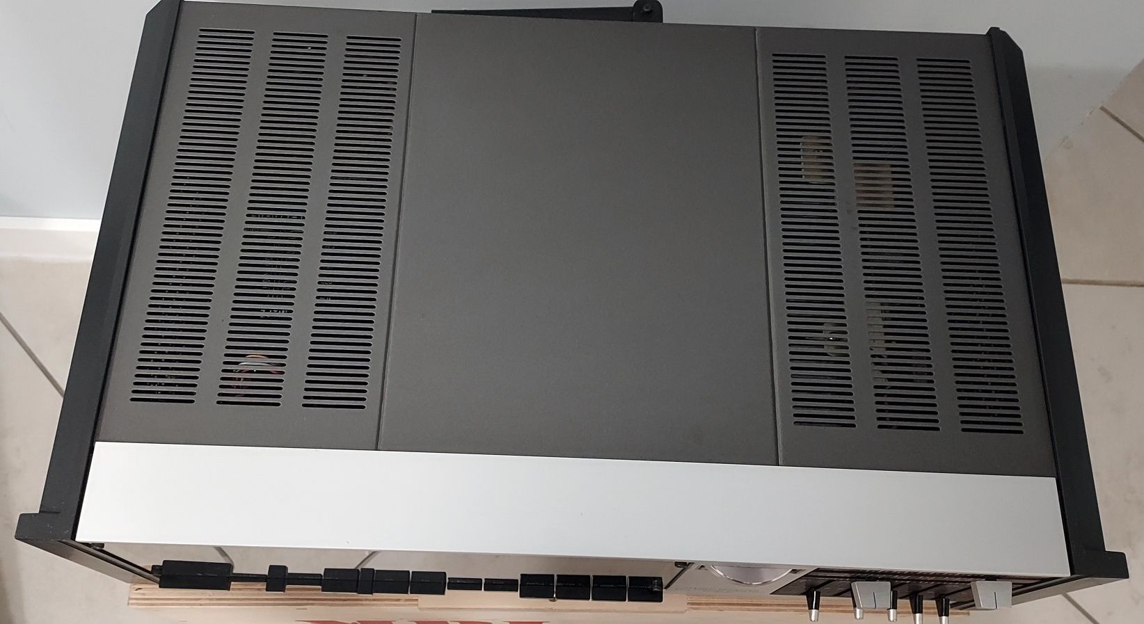 Amplituner JVC JR-S300 Mark II Solid State Monster