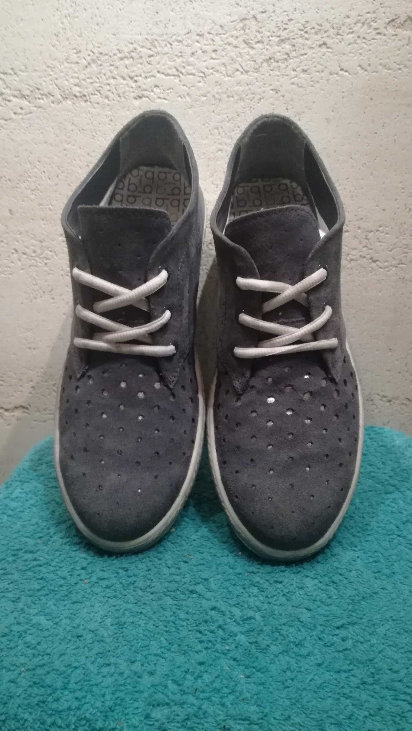 Damskie sneakersy BUGATTI r.39 skóra stan bardzo dobry