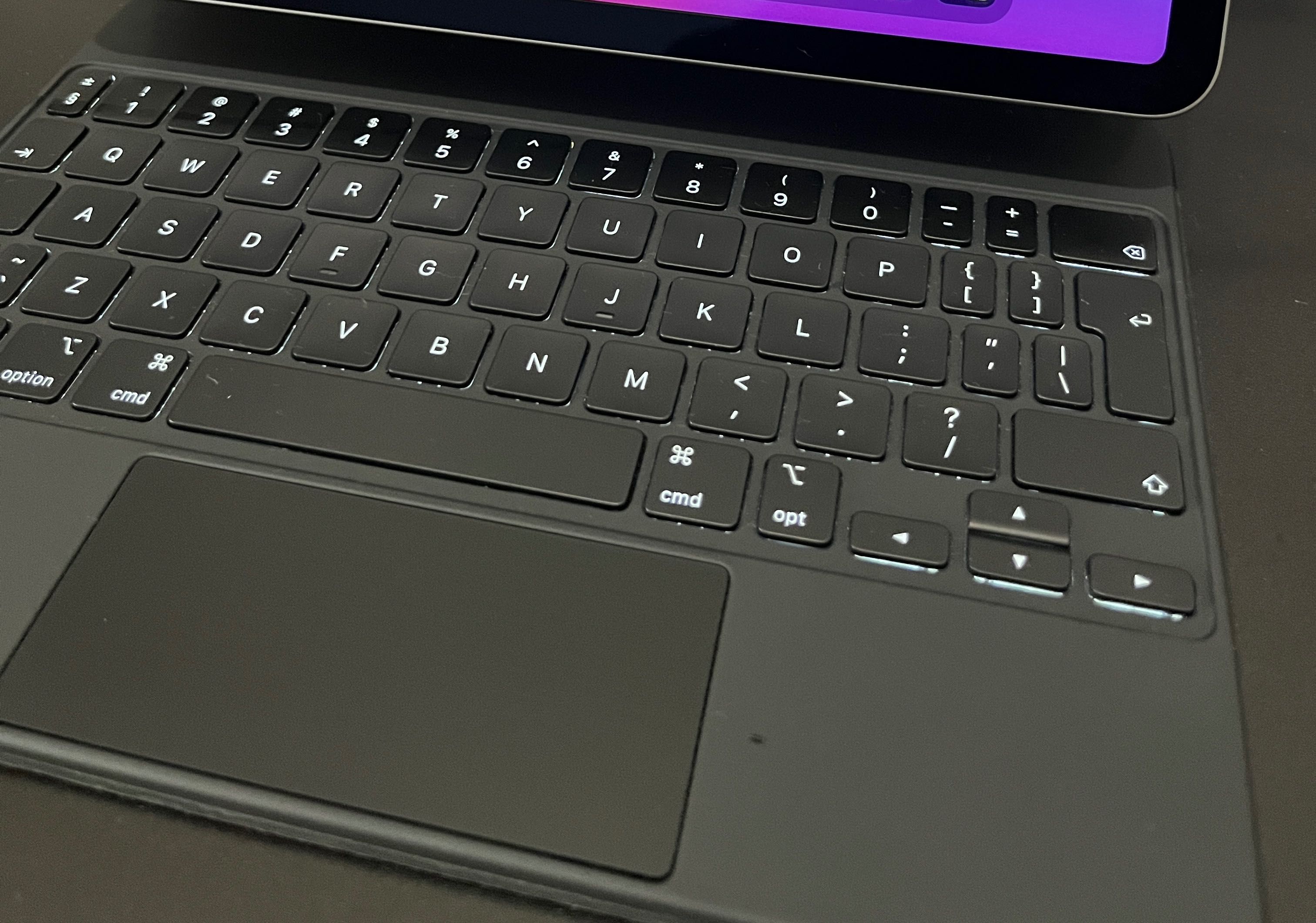 Apple Magic Keyboard para iPad 11"