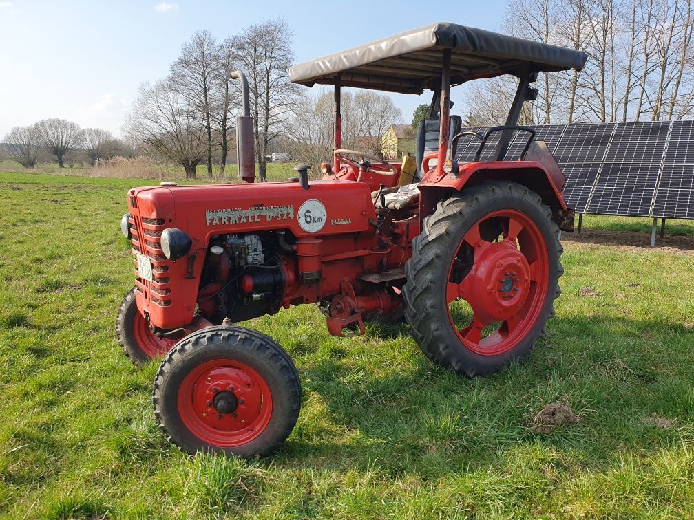 McCormick D 324 International 58r