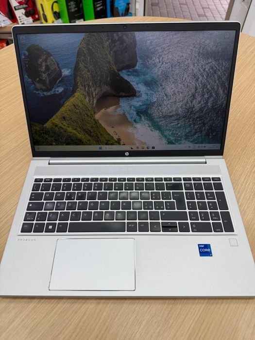 Ноутбук HP PRO Book 450 15.6 дюймів. Тонкий і потужний
