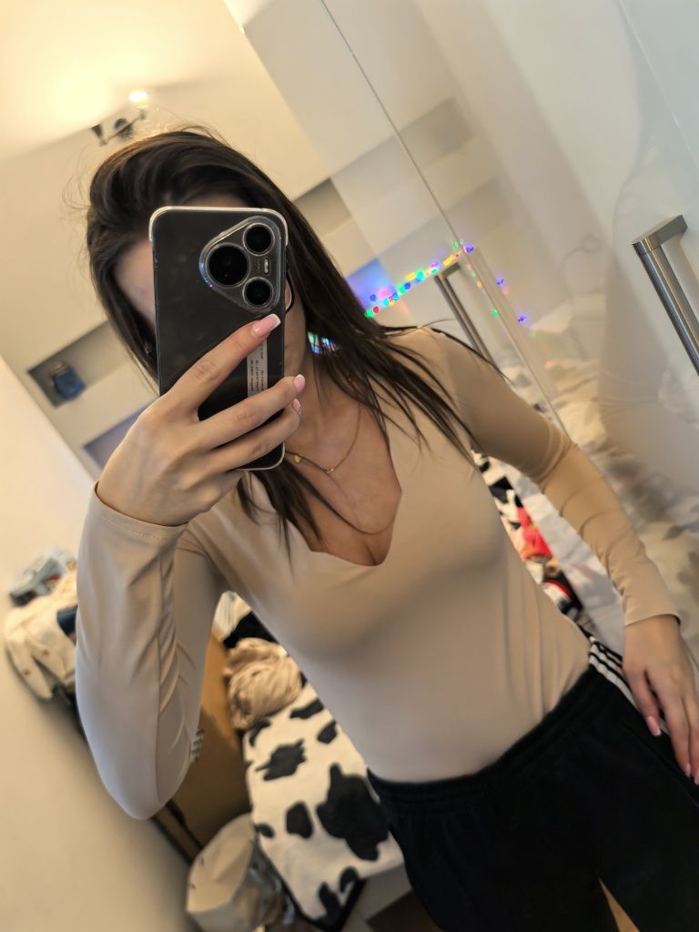 Body cieliste beżowe śliski materiał