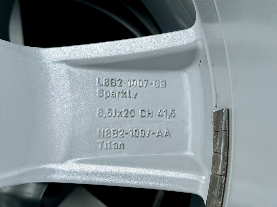 Alufelgi Land Rover NEW DEFENDER Oryginalne Zimowe 20 Jak NOWE!