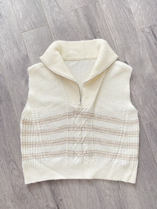 Жилетка трикотажна на молніі