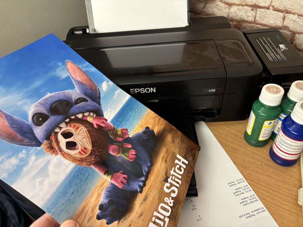 Принтер Epson L132, малый пробег, заводской СНПЧ, +3 банки чернил