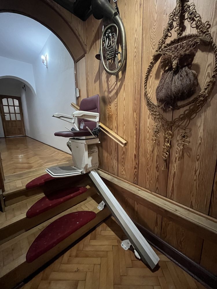 Krzesełko schodowe winda schodowa