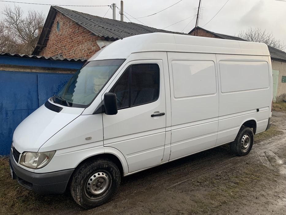 Вантажні перевезення. Послуги вантажників. Вінниця. Україна. Європа.