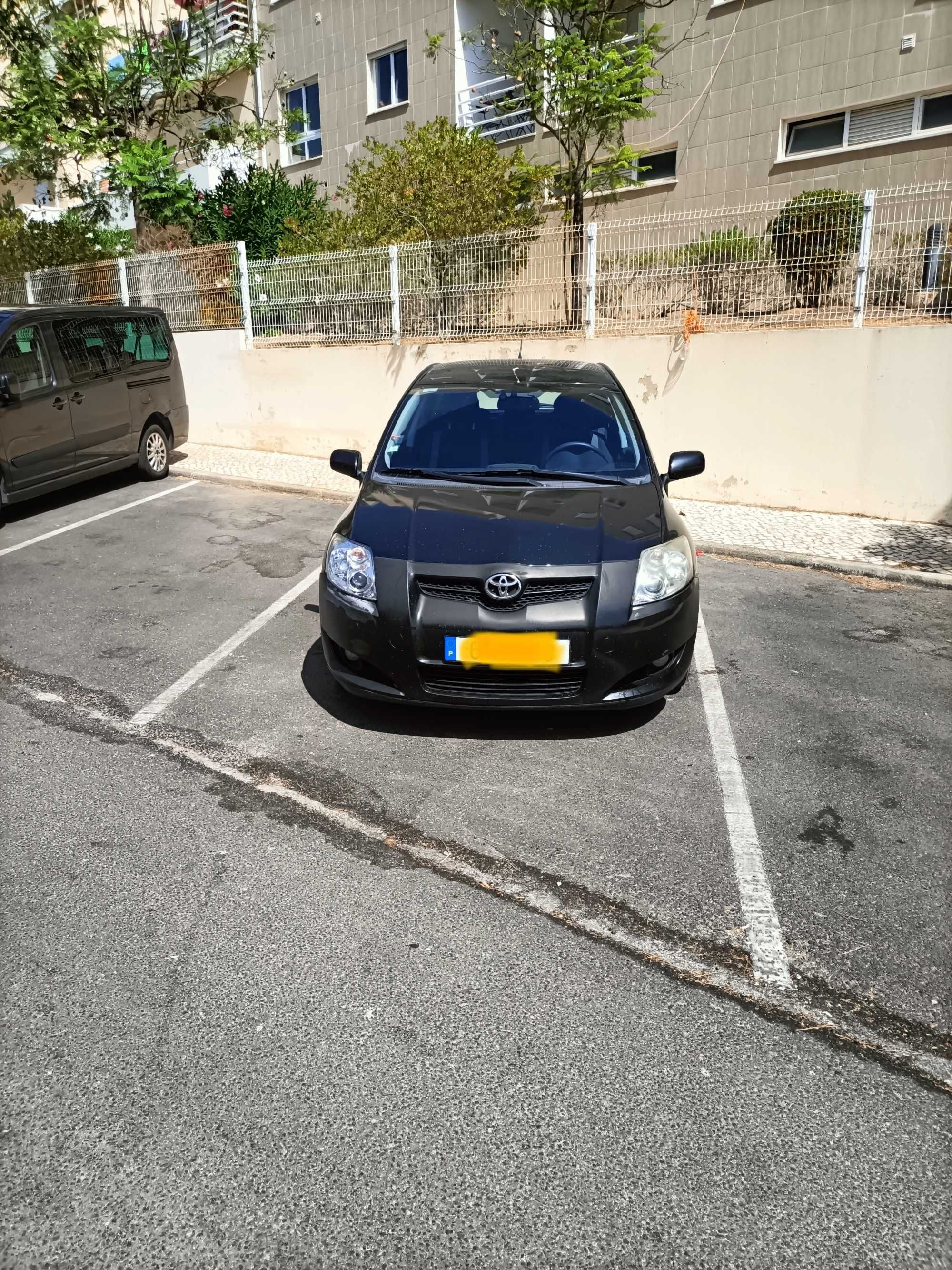 Toyota Auris 1.4  Caixa automática 122000 km
