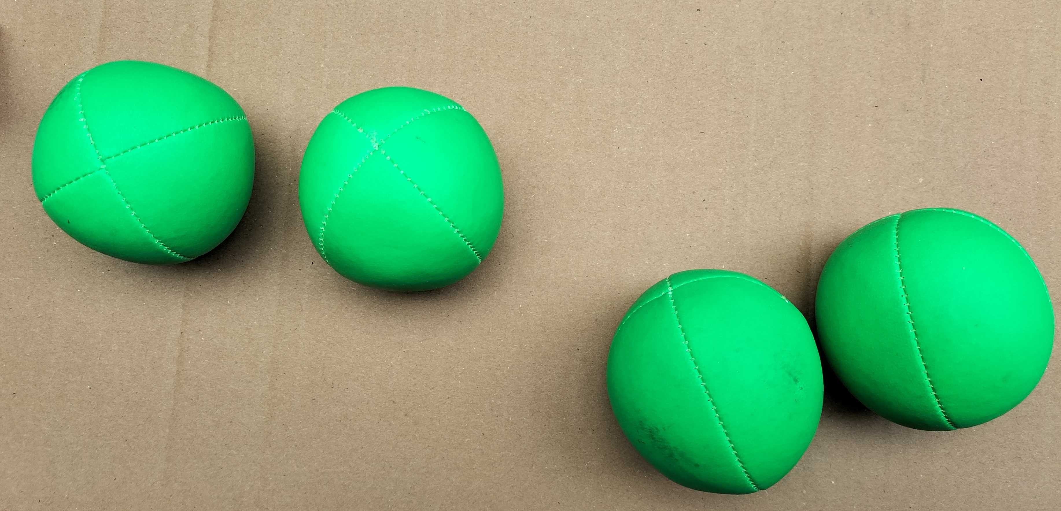 Juggle Dream 4 x Pro UV Smoothie piłki do żonglowania