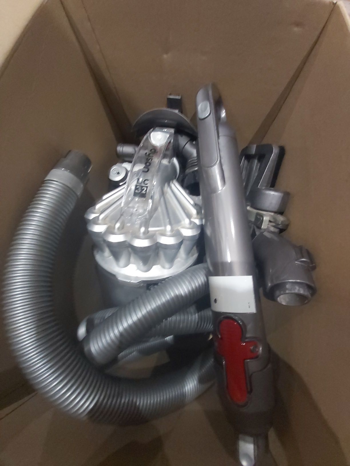 Aspirador Dyson DC32