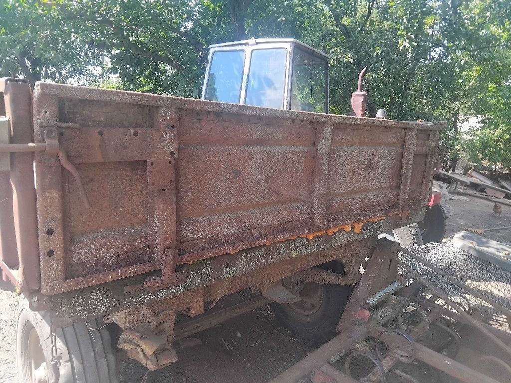 Продам прицеп 2птс4