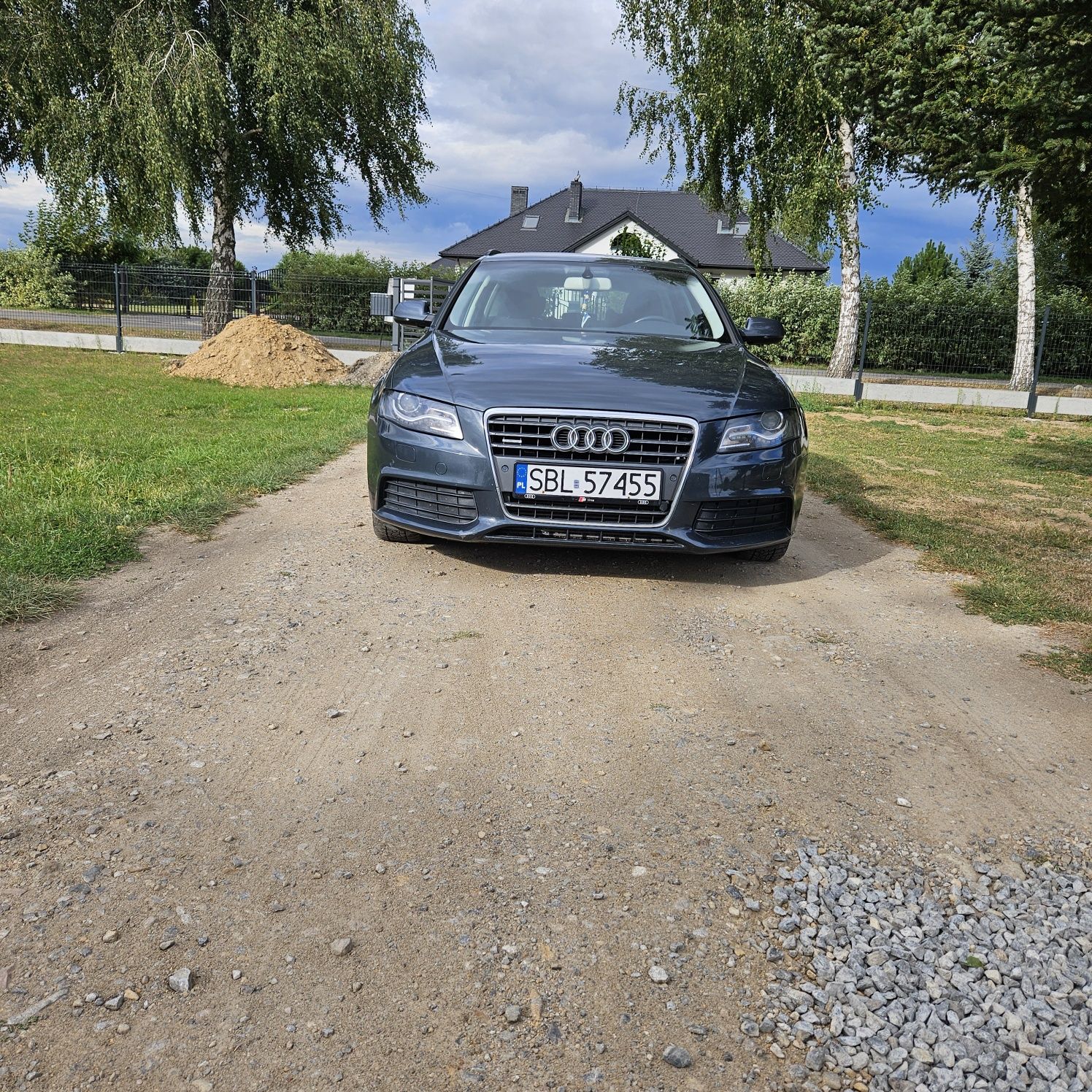 Audi A4 B8 1.8 T B+G Hak 2009 QUATTRO S-line super stan