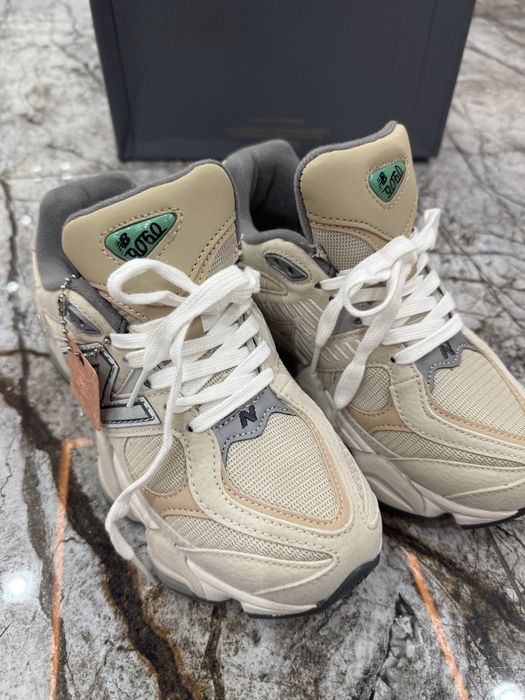 New Balance 9060 damskie 36 bezowe nowe