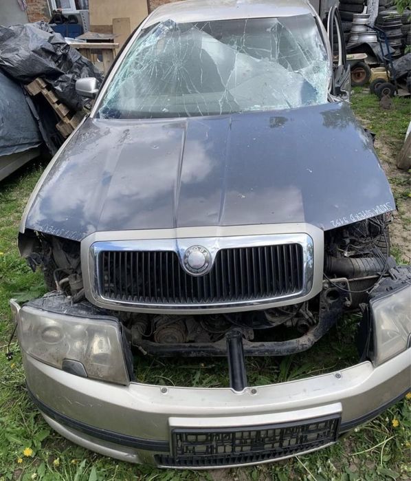 Продам по запчастинах Skoda superb 2004 року. Всі деталі за номером.