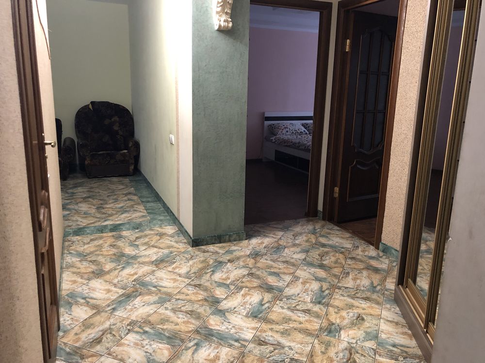 Подобова оренда квартири Новояворівськ