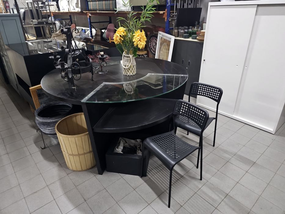 Material de escritório e de lojas