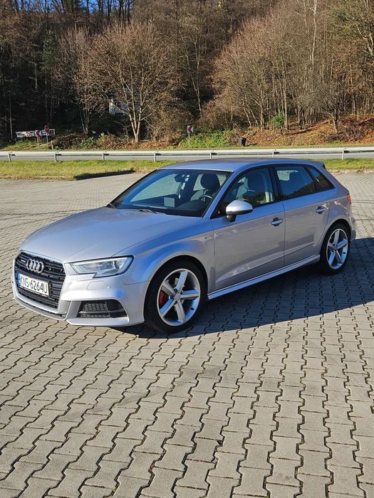Audi A3 Sportback Audi A3 Quattro s-line