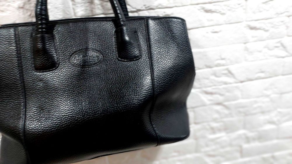 Сумка шкірзам чорна