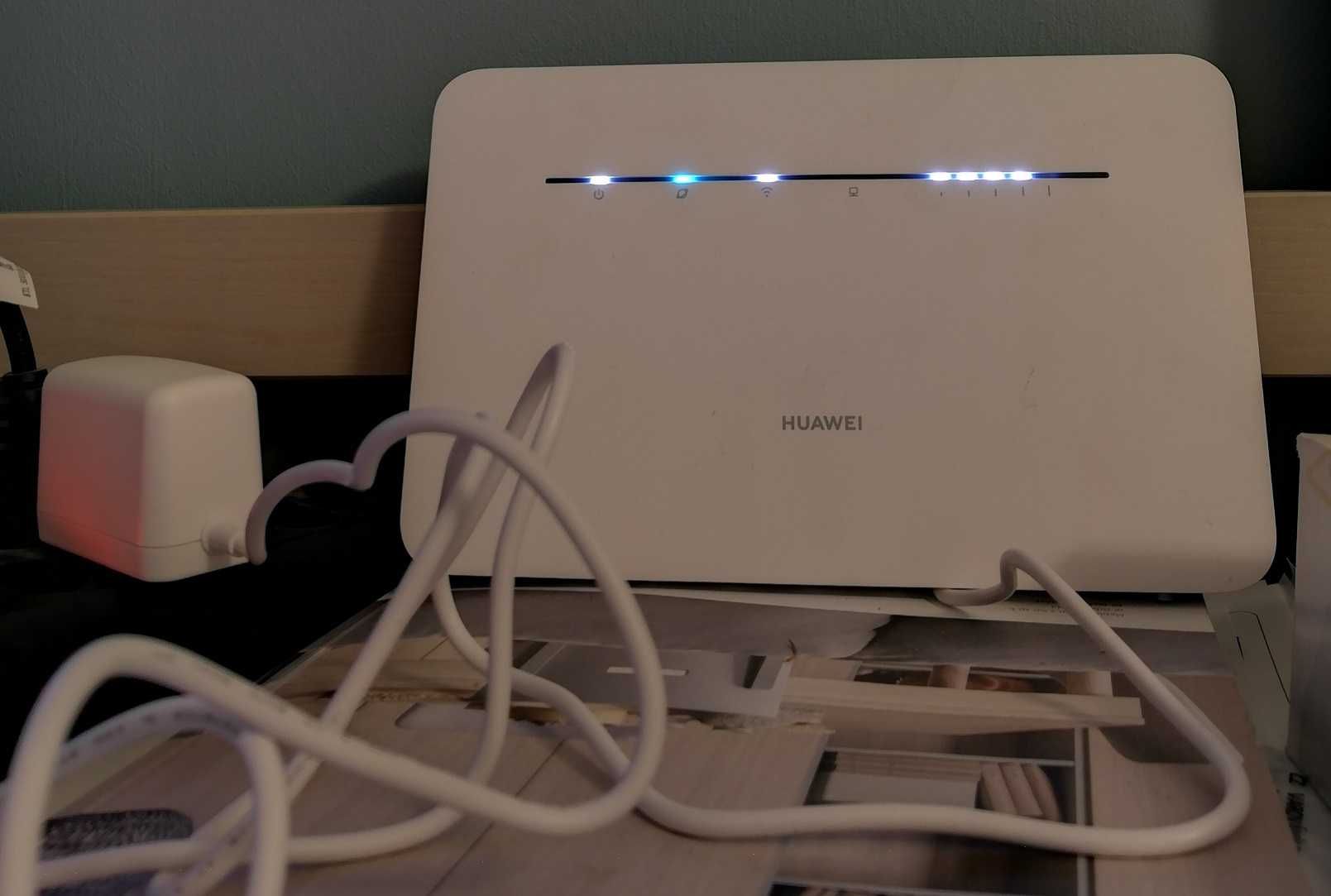 Router WiFi / LTE Huawei B535