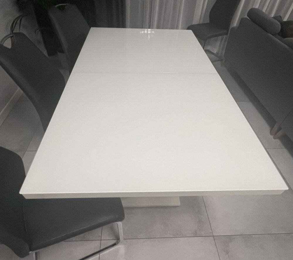 Stół biały rozkładany  -Możliwy transport