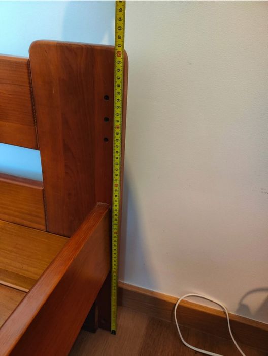 Cama dupla em madeira