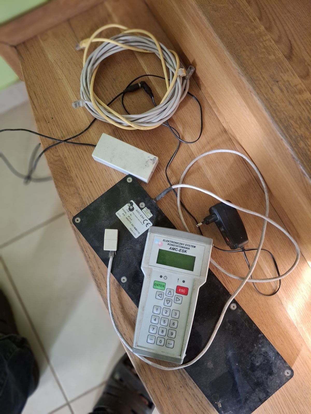 Zegar amc esk, elektroniczny system konstatowania antena 3-polowa