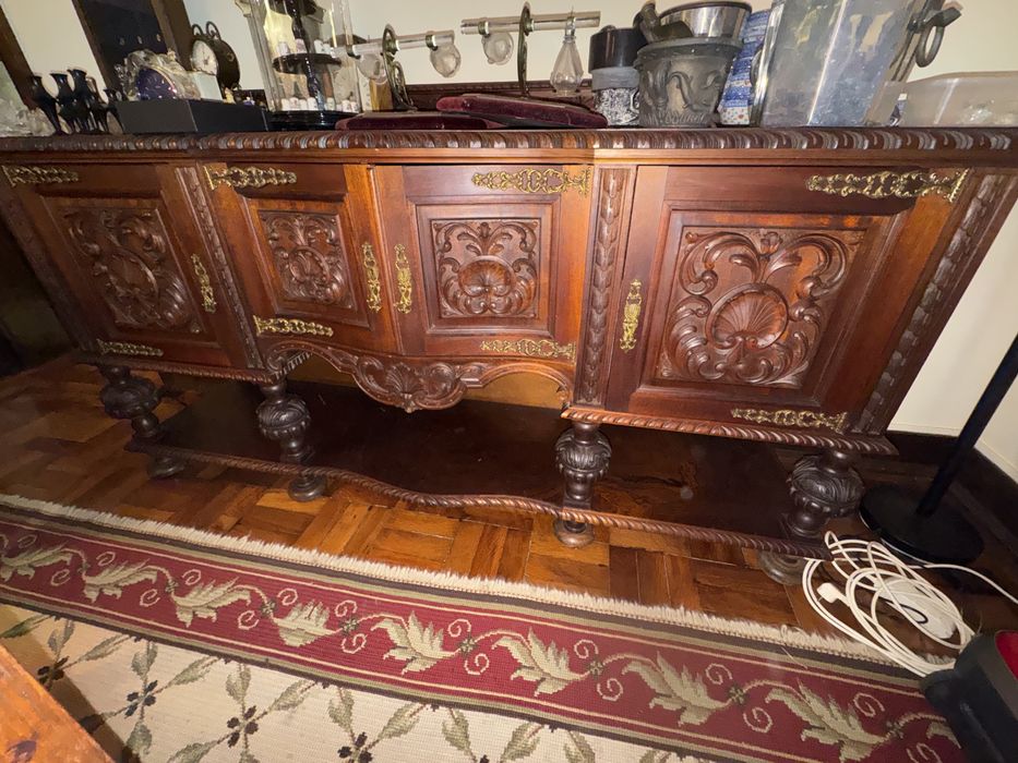 Aparador de madeira 4 portas