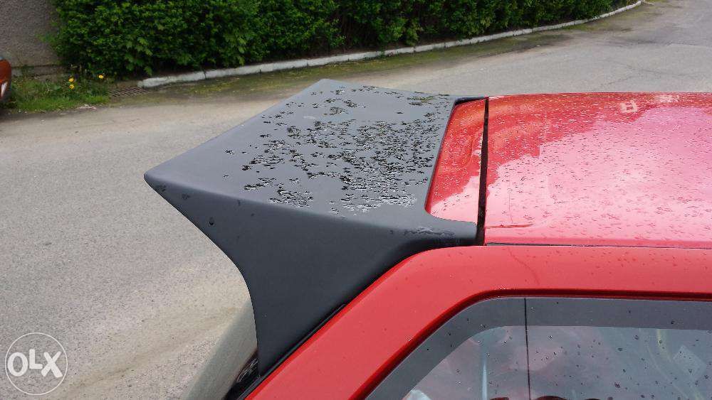 Spoiler tylnej klapy honda civic 4 generacji