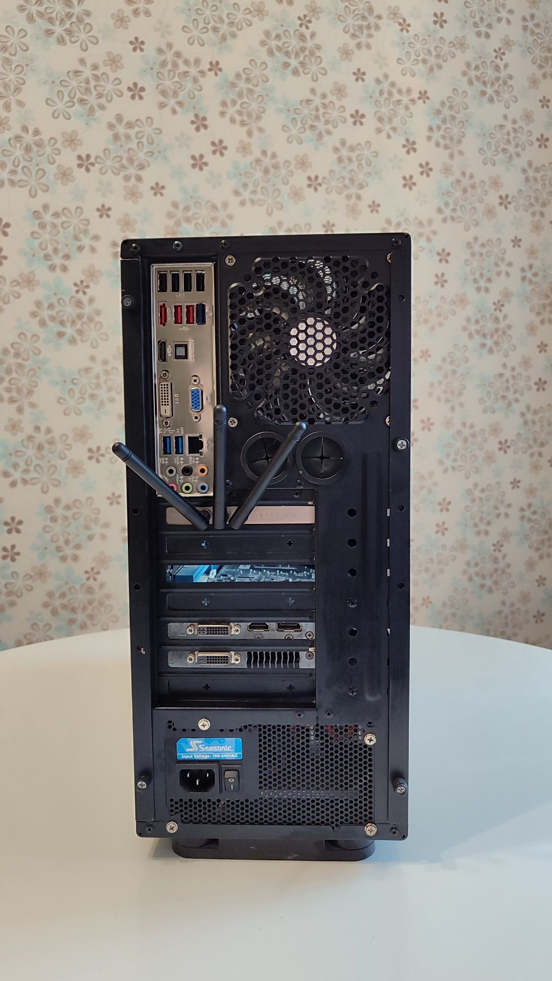 Ігровий комп'ютер i7-2600 + ігрова клавіатура Razer