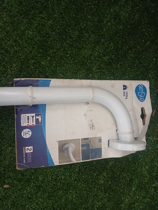 Barra de apoio para fixar nova nunca usada. Casa de banho quarto.9