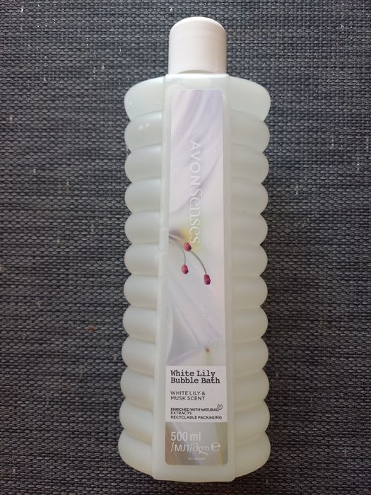 Płyn do kąpieli White Lily 500 ml Avon