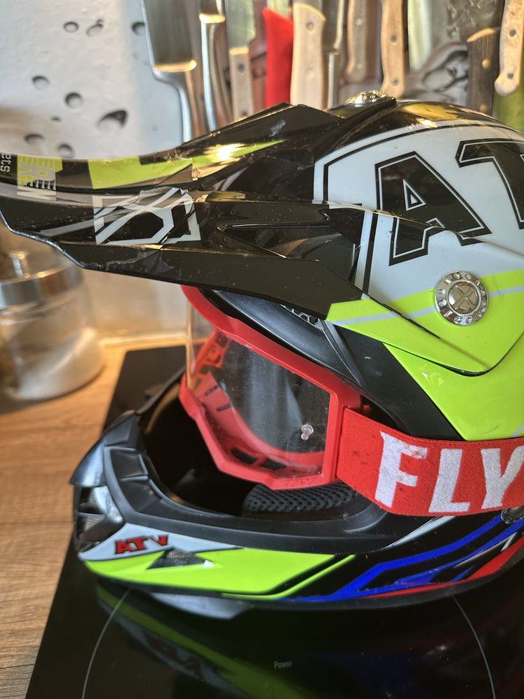 Kask cross z goglami fly w gratisie rozmiar xl
