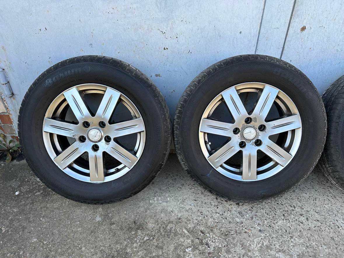 Колеса літо комплект 5x114.3 R16 Hyundai Tucson 2007 року