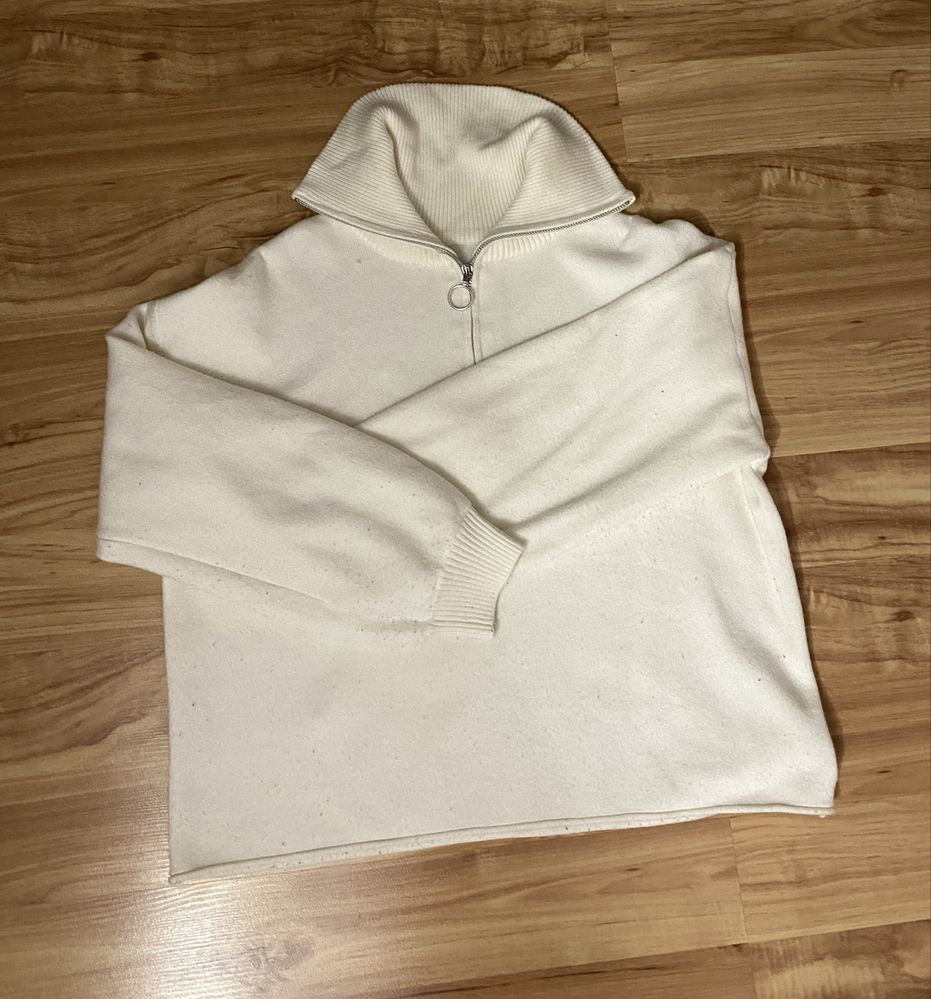 sweter z suwakiem