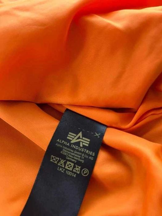 Kurtka bomberka Alpha Industries burgundowa L