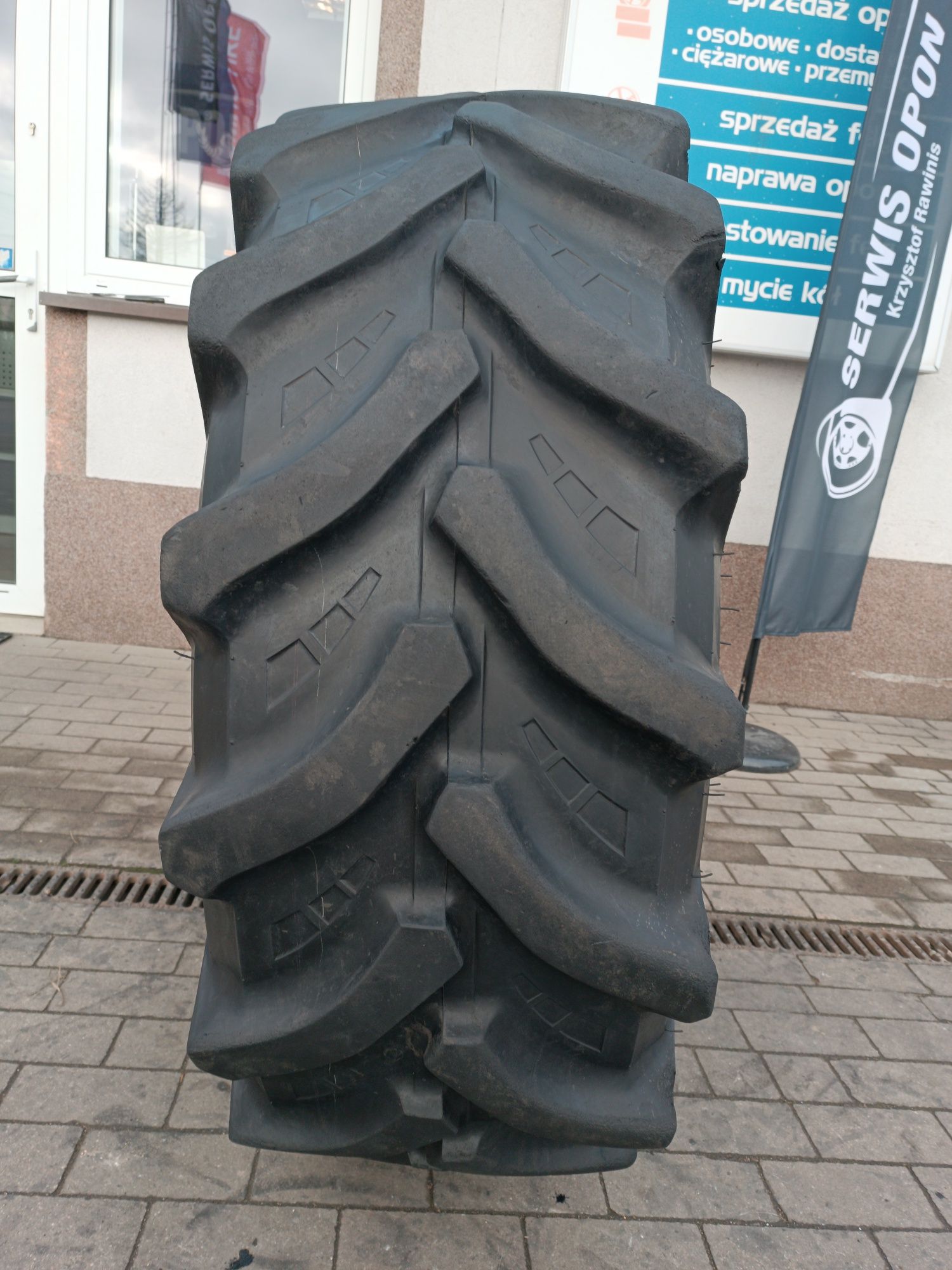 420/70R24 Petlas  TA-110 opona rolnicza  14.9R24