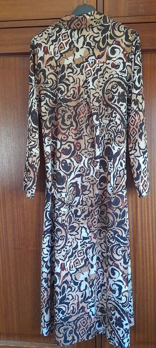 Vestido camiseiro comprido