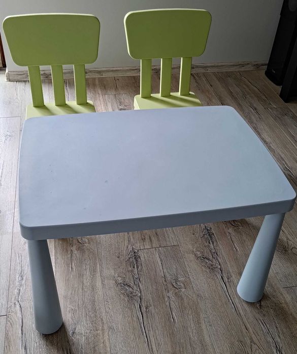 Stolik i 2 krzesła dziecięce ikea mamut