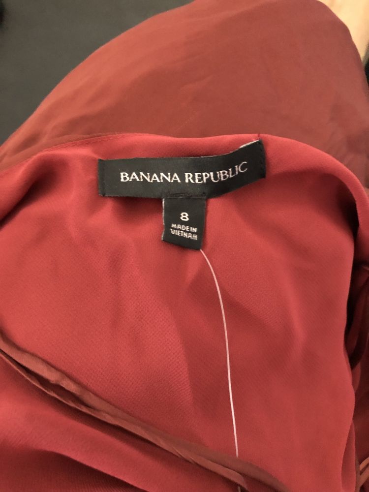 Sukienka Banana Republic bordowa MIDI