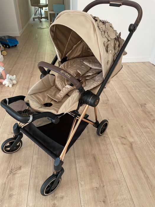 Wózek spacerowy Cybex Mios - Simply Flowers Beżowy, jak nowy