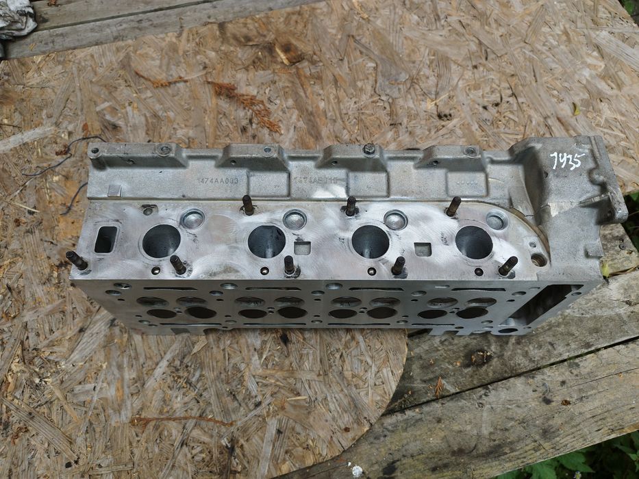 Головка блока цилиндров (ГБЦ) A6110105020 Mercedes W203 2.2 CDi