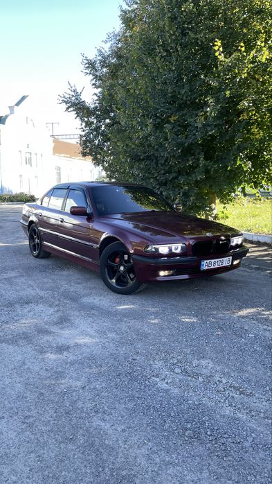 BMW E38 730d 2001