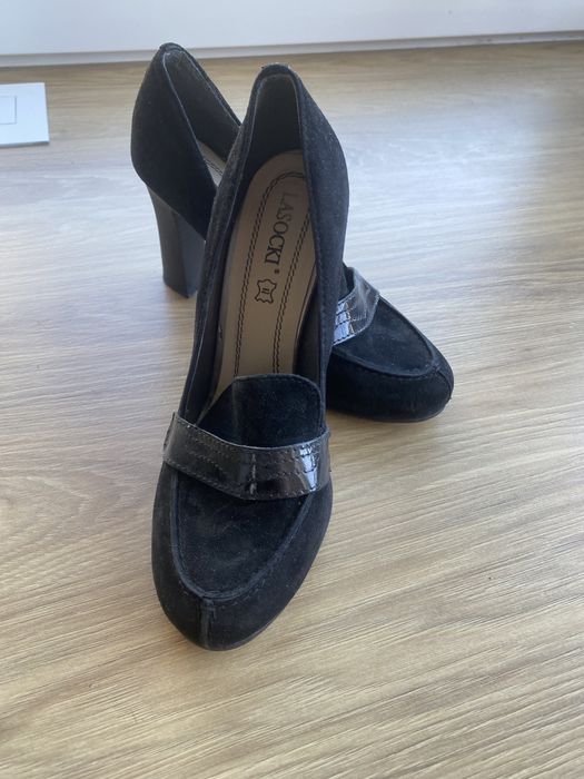 Buty na słupku Lasocki czarne r 35