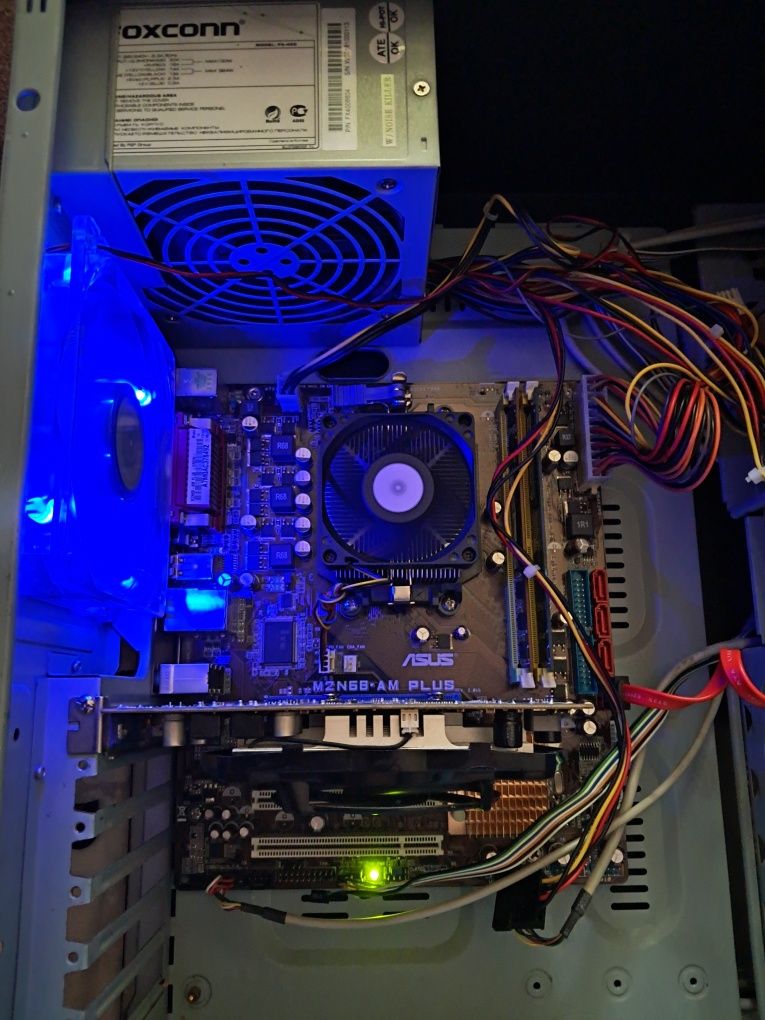 Ситемник athlon iix3 3 ядра hd 4670 2gb ddr2
