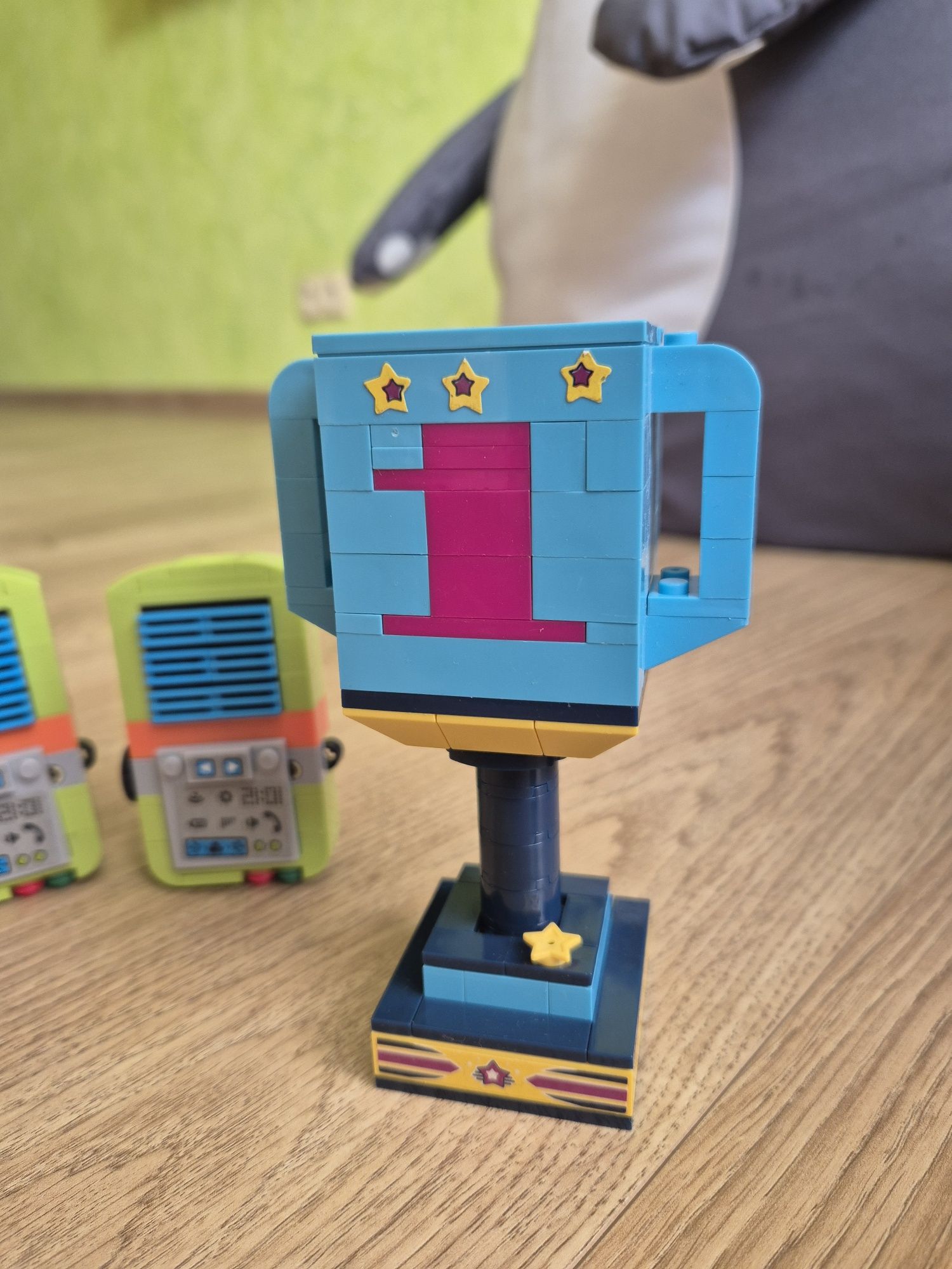 Lego Friends продаётся все вместе