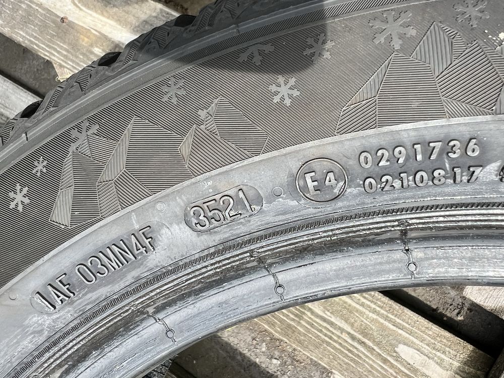 4xopona zimowa SEMPERIT w rozmiarze 205/55 R16