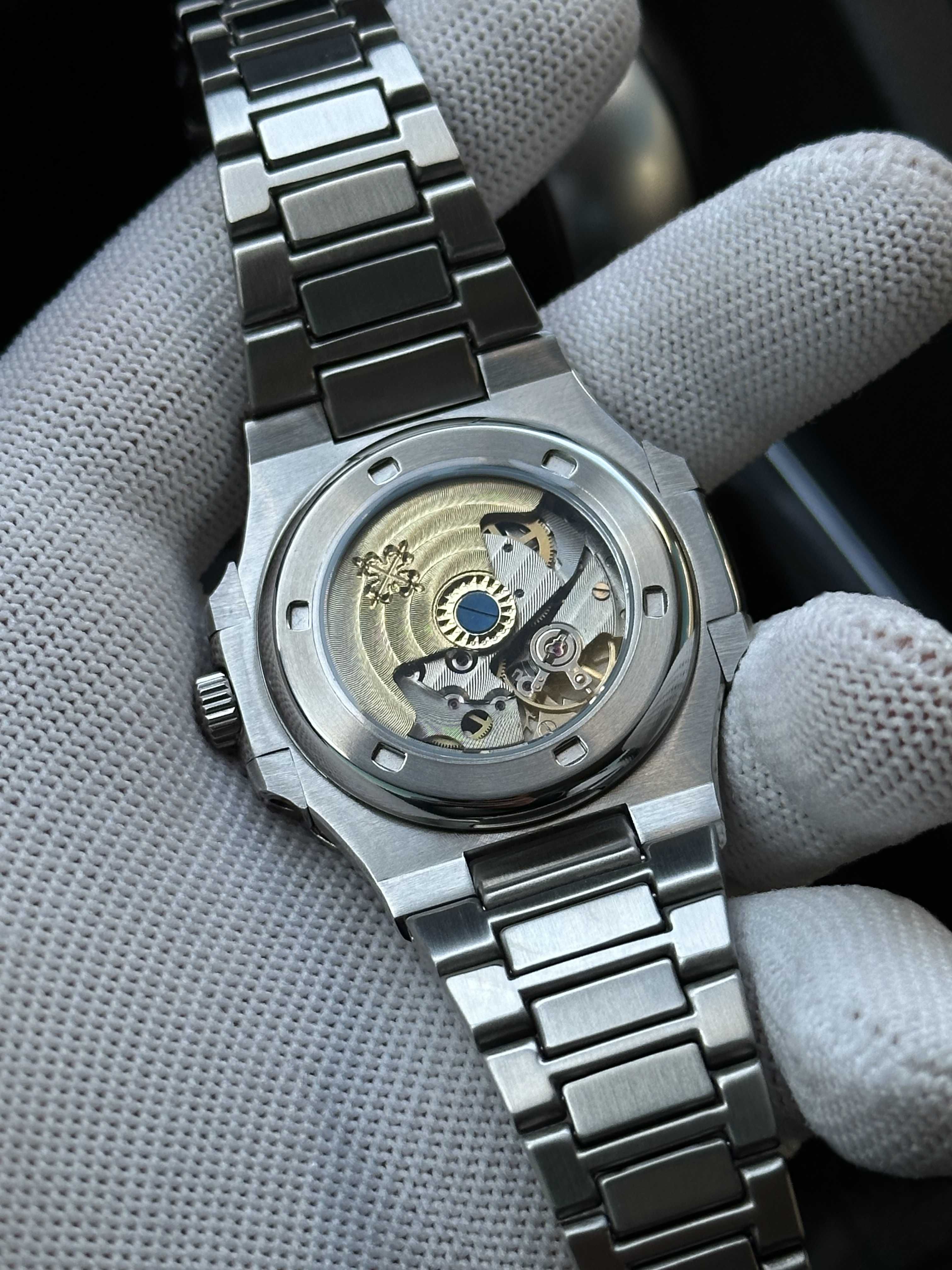 Швейцарские часы Patek Philippe Nautilus. Механика