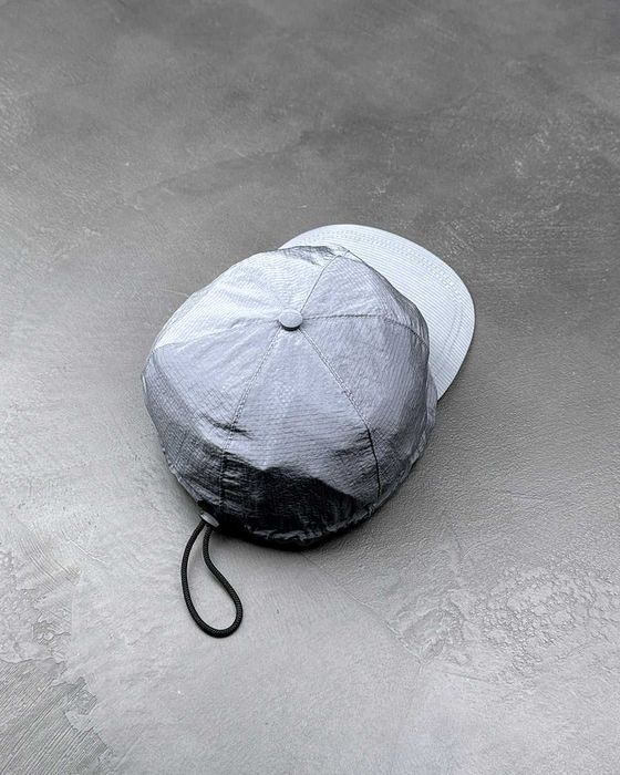 Кепка STONE ISLAND 99576 Nylon Metal 6-Panel Cap Dark Grey