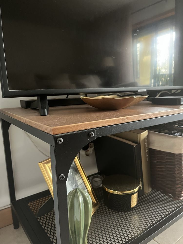 Mssa de Centro / Movél de TV