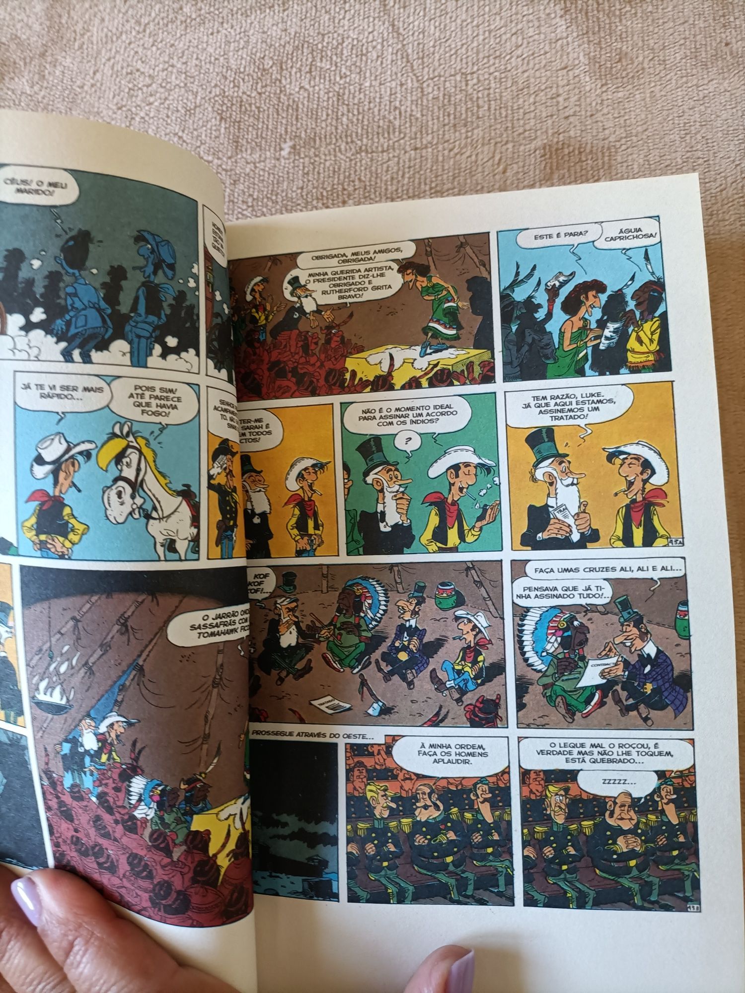 Livro lucky luke banda desenhada